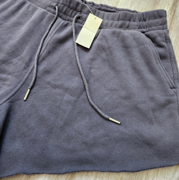 NWT Abercrombie & Fitch Soft AF Sweat Shorts Relaxed Fit Navy Blue Cut Off XXL - Picture 2 of 9